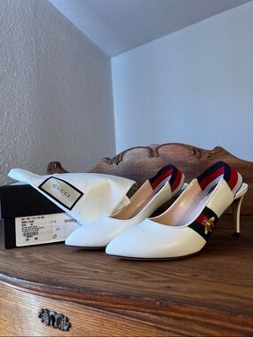 Gucci White Leather Slingback Pumps with Red and Blue Web